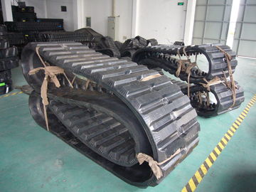 Un bon prix. Voies en caoutchouc de 700 x de 100 x de 96mm Hitachi, structure intérieure forte de voies en caoutchouc de rechange en ligne