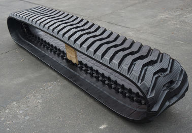 Un bon prix. Le caoutchouc de boeuf de dérapage de haute performance dépiste 450x86BLx55 pour le CHAT SAUVAGE T250 avec la structure intérieure forte en ligne