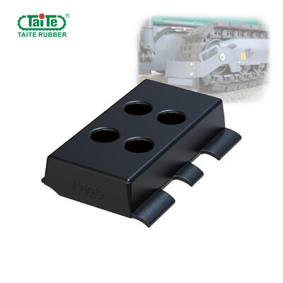 Un bon prix. La voie légère noire de machine à paver capitonne les biens en caoutchouc de formule de haute performance en ligne