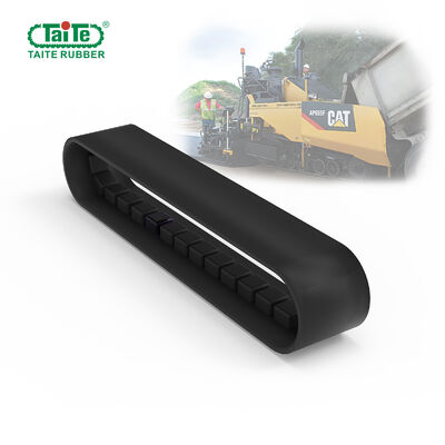 Un bon prix. Le caoutchouc de machine à paver d'asphalte de CAT dépiste anti à hautes températures de voie plate et durable en ligne