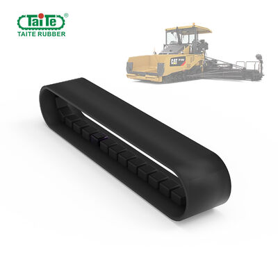Un bon prix. Le caoutchouc durable de machine à paver d'asphalte de CAT dépiste moins de dommages à la surface au sol en ligne